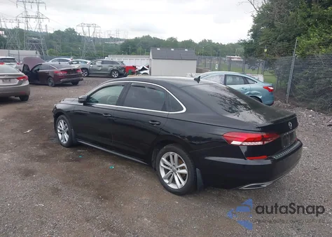 2020 Volkswagen Passat 2.0T Se z USA, uszkodzony, nr VIN 1VWSA7A32LC021925